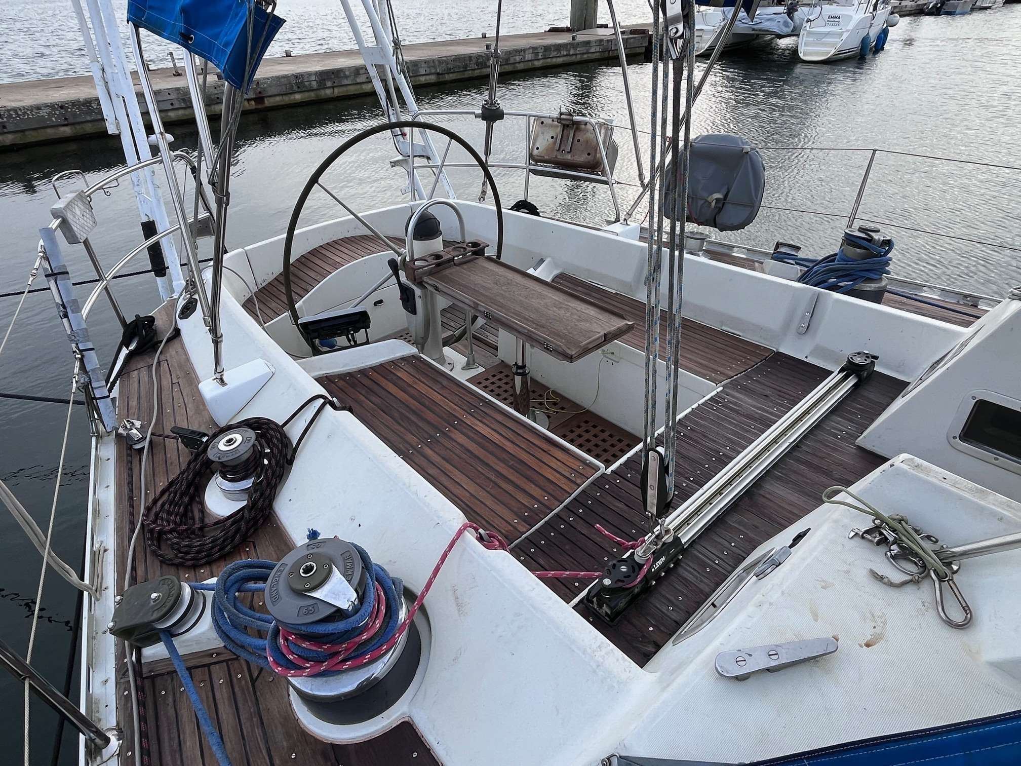 slider 1 Beneteau First 456